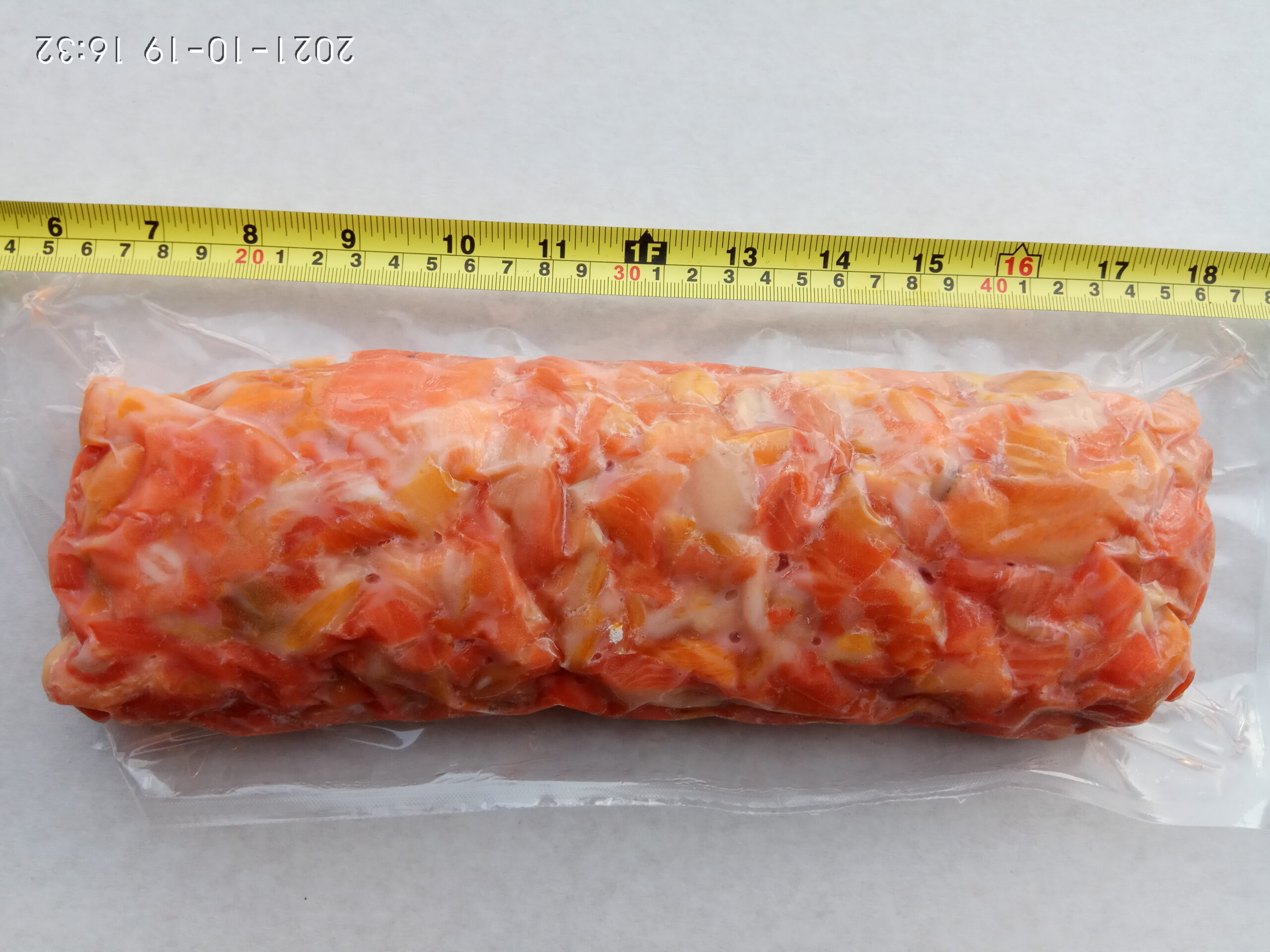 Cold smoked salmon fillet pieces