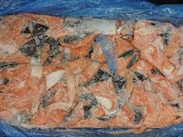 Salmon bits and pieces skin-on